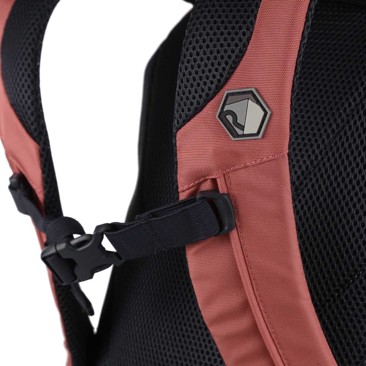 Regatta altorock ii 25l backpack online